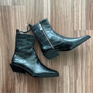 New Zara “Croc” Leather Ankle Boots size 7.5us